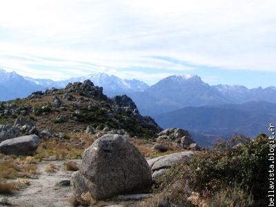 Trois pas ,quatre pas ....vers le MONTE ASTU !